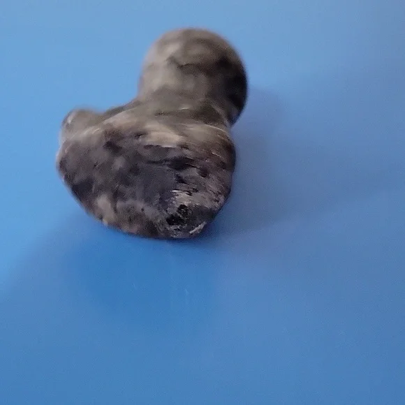 Figurine Larvakite Crystal Buddha - Picture 5 of 6